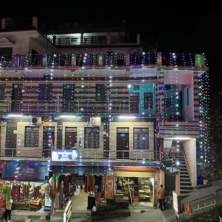 Girish Alay Home Stay Rudraprayāg المظهر الخارجي الصورة