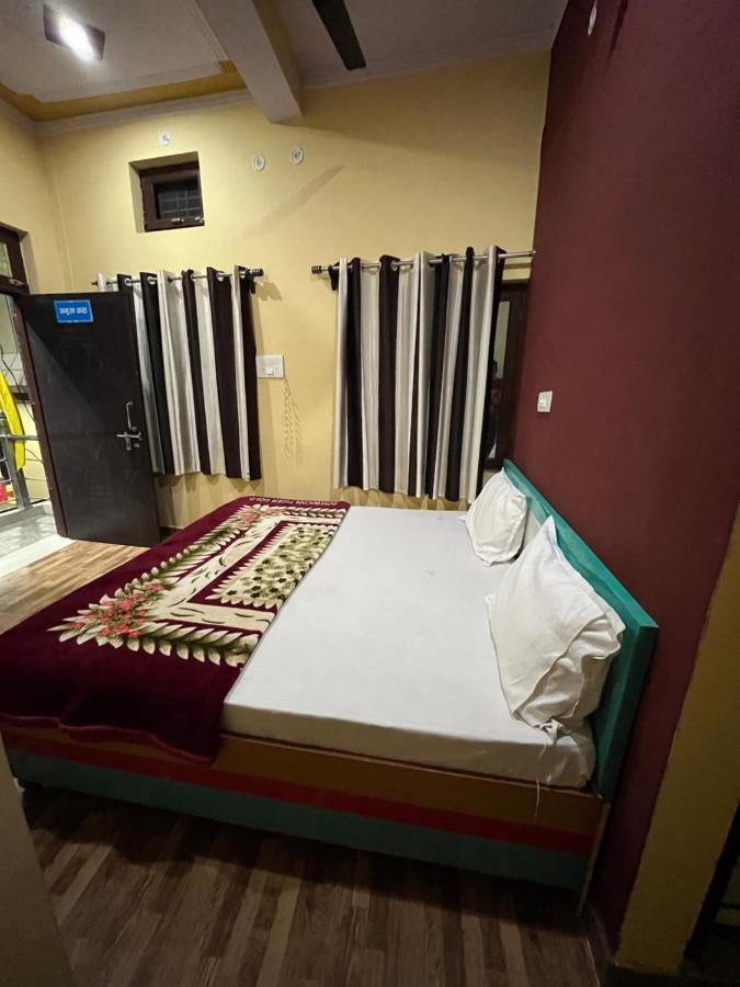 Girish Alay Home Stay Rudraprayāg المظهر الخارجي الصورة