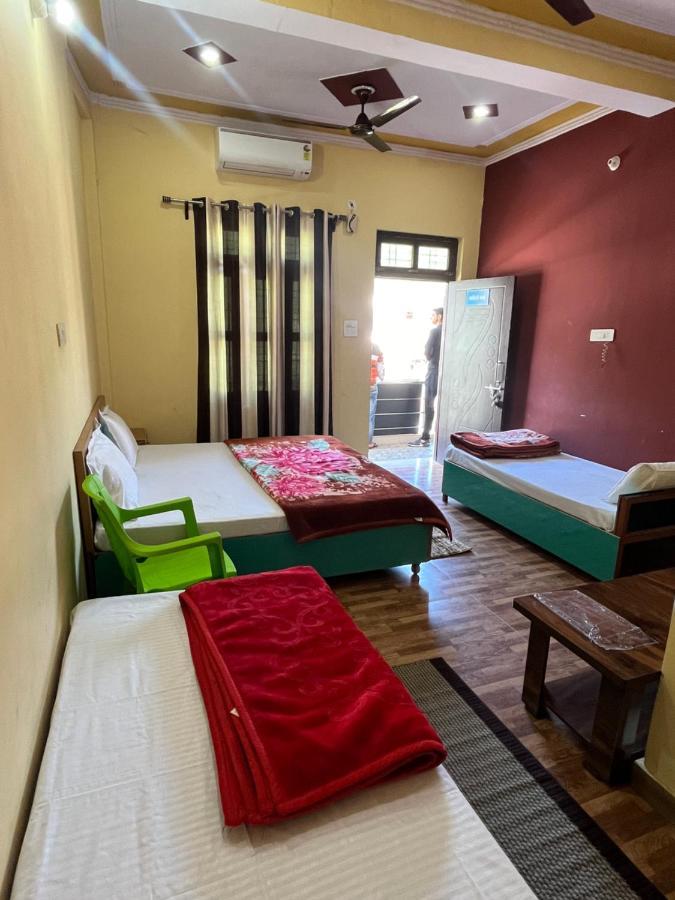 Girish Alay Home Stay Rudraprayāg المظهر الخارجي الصورة