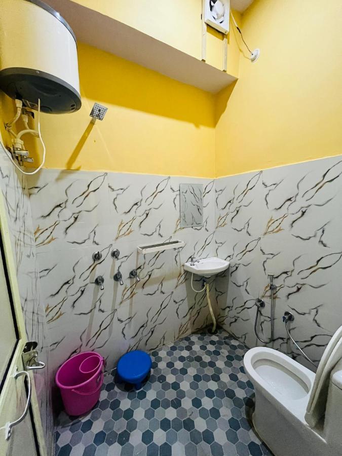 Girish Alay Home Stay Rudraprayāg المظهر الخارجي الصورة