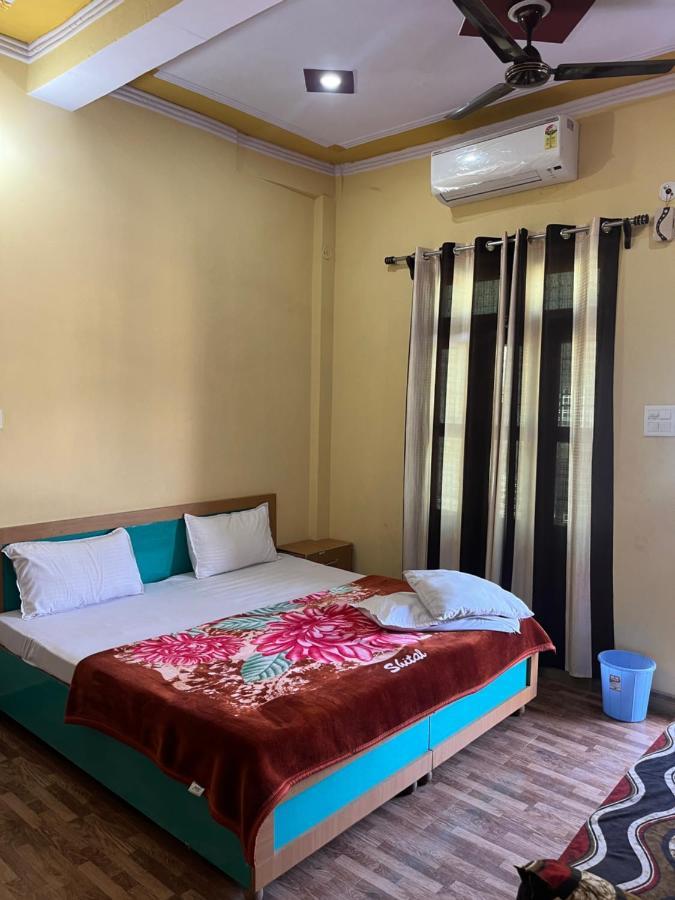 Girish Alay Home Stay Rudraprayāg المظهر الخارجي الصورة