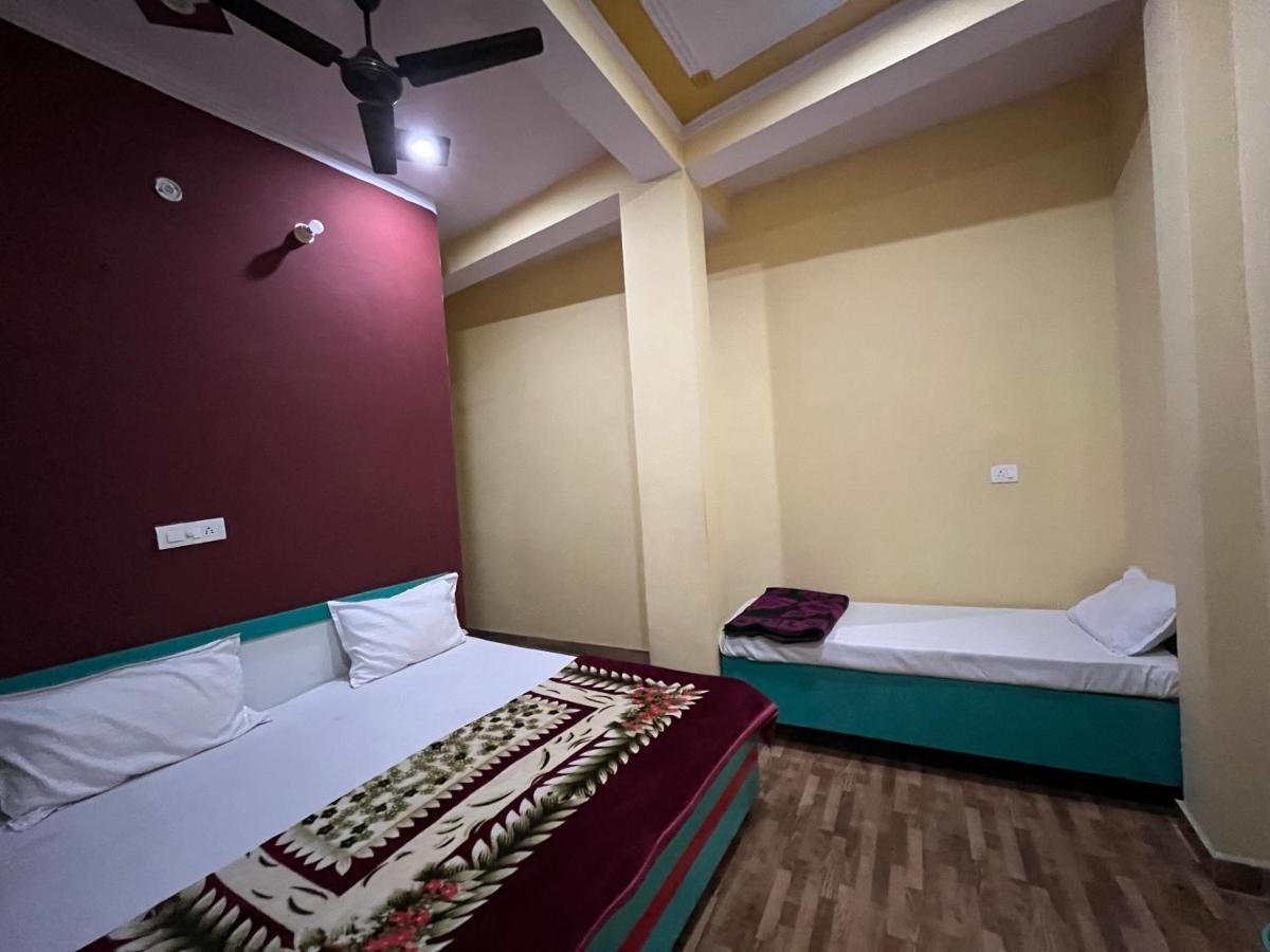 Girish Alay Home Stay Rudraprayāg المظهر الخارجي الصورة
