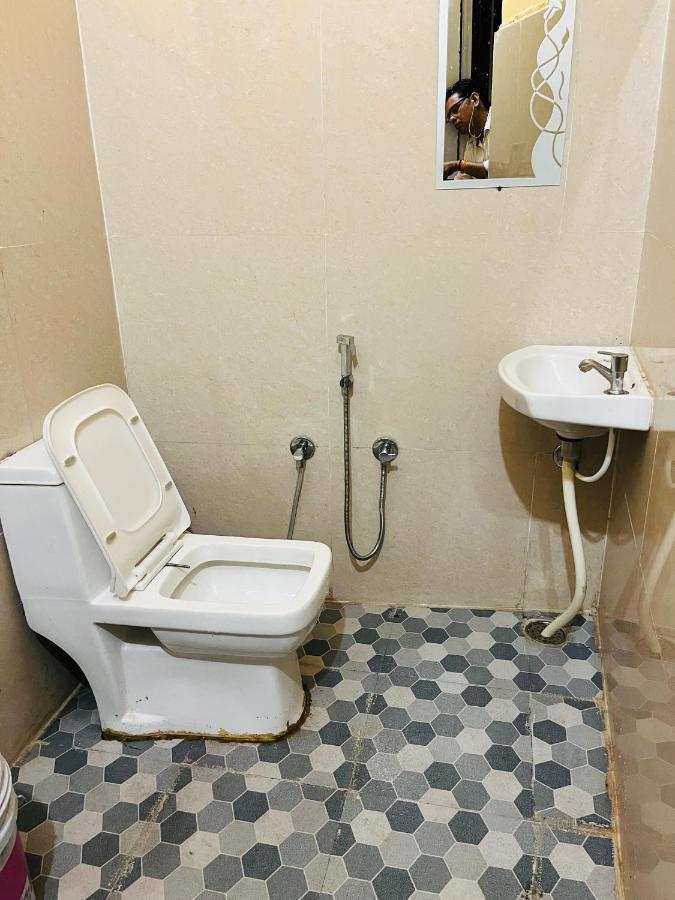 Girish Alay Home Stay Rudraprayāg المظهر الخارجي الصورة