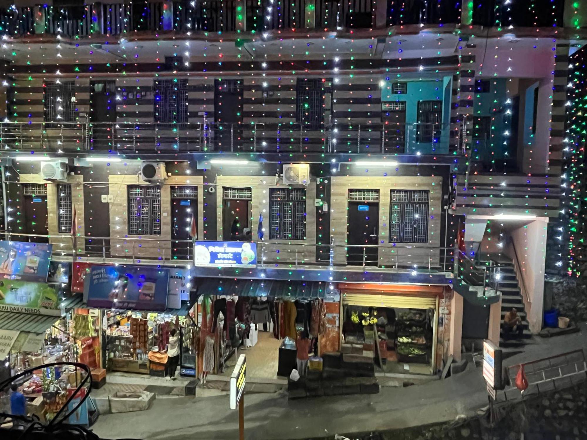 Girish Alay Home Stay Rudraprayāg المظهر الخارجي الصورة